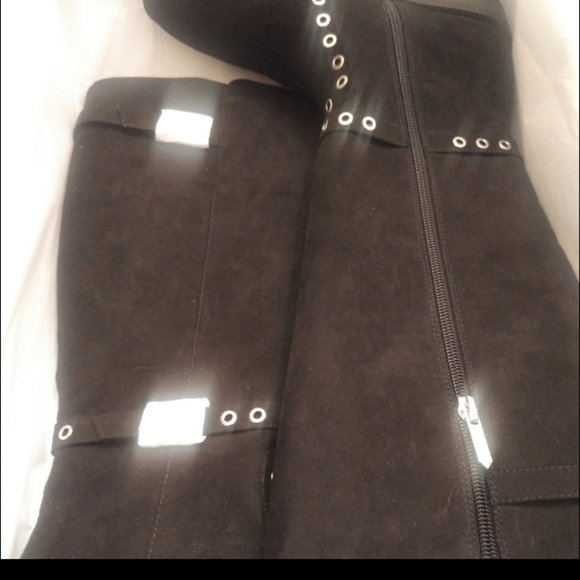 Sam Edelman Pia Grommet Girls Tall Boot. - Picture 2 of 5